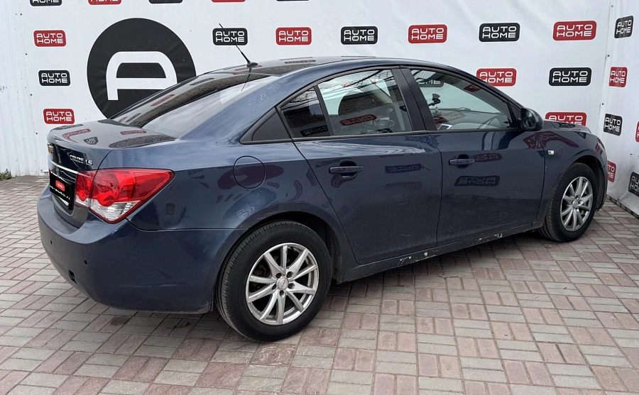Chevrolet Cruze, 2011г., передний привод, автомат