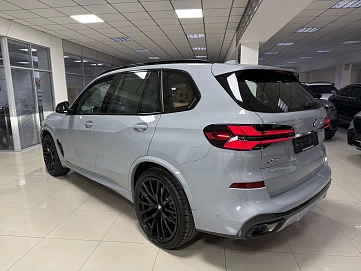 BMW X5, 2025г, полный привод, автомат
