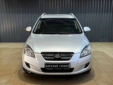 Kia Ceed, 2009г, передний привод, механика