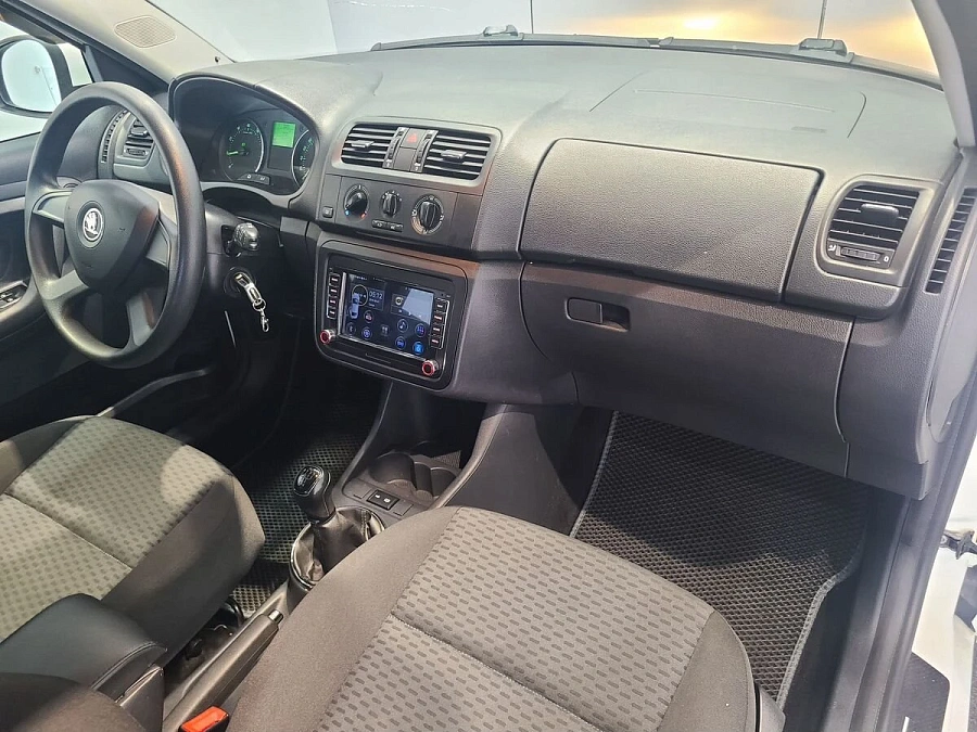 Skoda Fabia, 2013г., передний привод, механика
