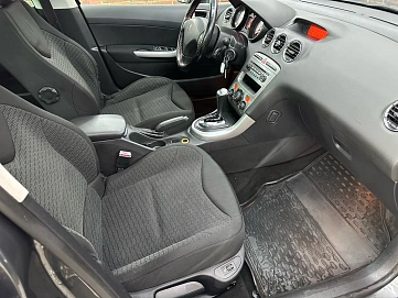 Peugeot 308, 2008г, передний привод, автомат