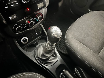 Renault Duster, 2018г, полный привод, механика