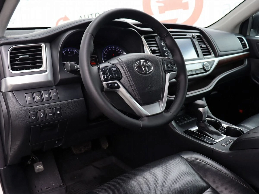 Toyota Highlander, 2013г., полный привод, автомат