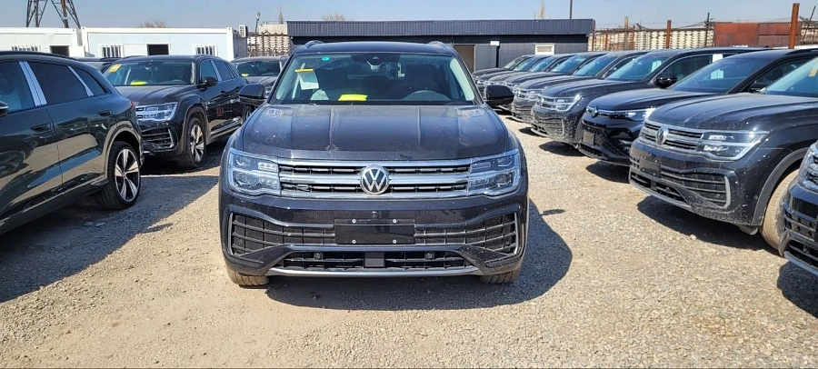 Volkswagen Teramont, 2026г., полный привод, робот