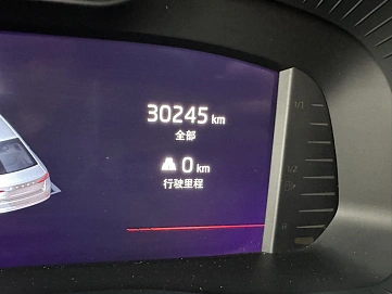 Skoda Octavia, 2022г, передний привод, робот