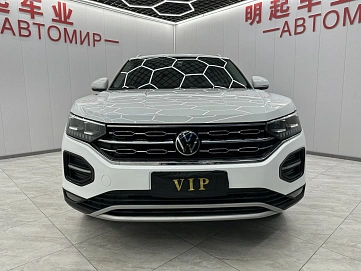 Volkswagen Tayron, 2022г, передний привод, робот