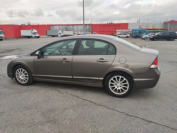 Honda Civic, 2010г, передний привод, автомат