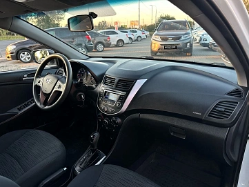 Hyundai Solaris, 2014г, передний привод, автомат