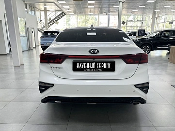 Kia Cerato, 2020г, передний привод, автомат