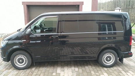 Volkswagen Multivan, 2017г, передний привод, робот