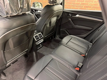 Audi , 2025г., полный привод, робот