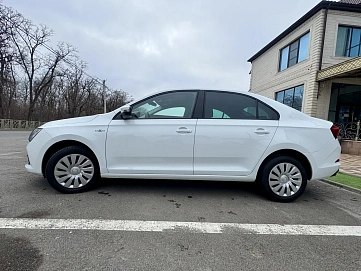 Skoda Rapid, 2022г, передний привод, автомат