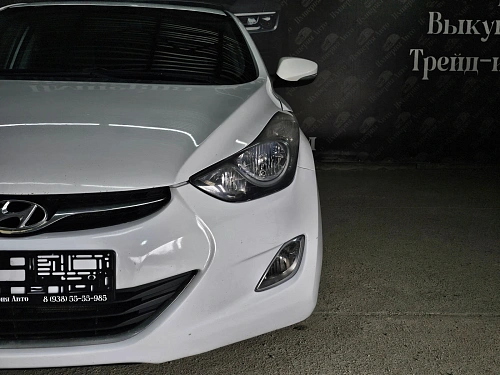 Hyundai Avante, 2011г, передний привод, автомат