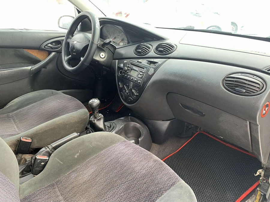 Ford Focus, 1998г., передний привод, механика