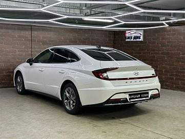 Hyundai Sonata, 2021г, передний привод, автомат