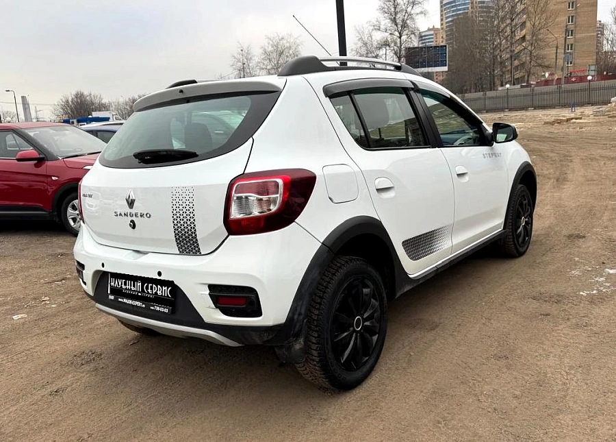 Renault Sandero, 2018г., передний привод, автомат