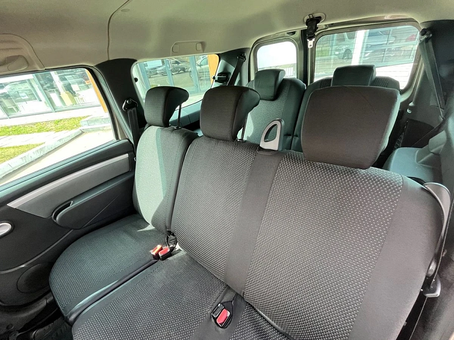 Lada (ВАЗ) Largus, 2020г., передний привод, механика