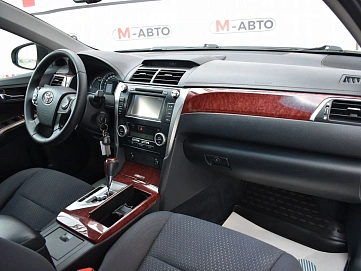 Toyota Camry, 2013г, передний привод, автомат