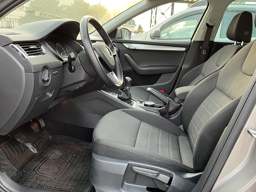 Skoda Octavia, 2016г., передний привод, механика