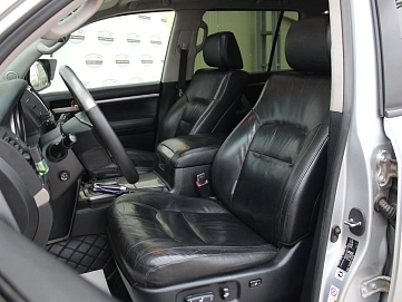 Toyota Land Cruiser, 2011г, полный привод, автомат