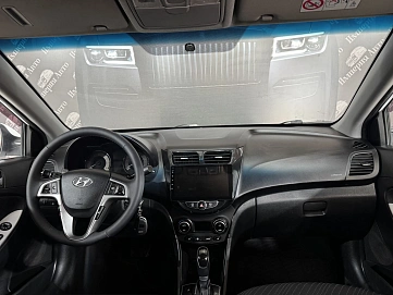 Hyundai Solaris, 2014г, передний привод, автомат