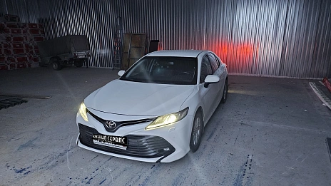 Toyota Camry, 2019г, передний привод, автомат