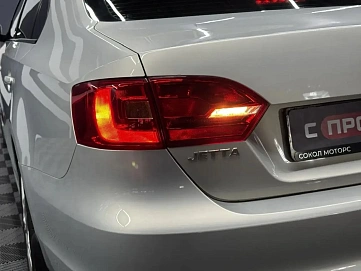 Volkswagen Jetta, 2014г, передний привод, автомат