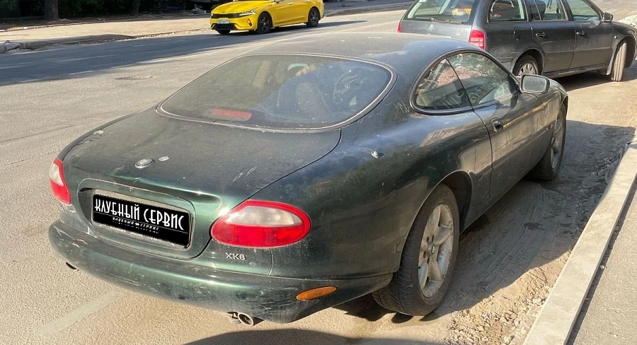 Jaguar XK, 1998г., задний привод, автомат