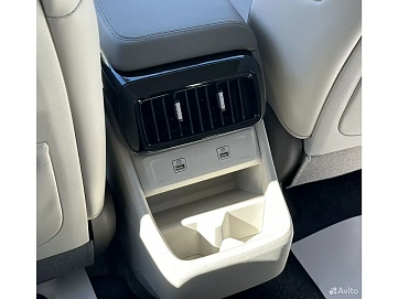 Hyundai Custin, 2024г, передний привод, автомат
