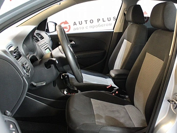 Volkswagen Polo, 2011г, передний привод, автомат