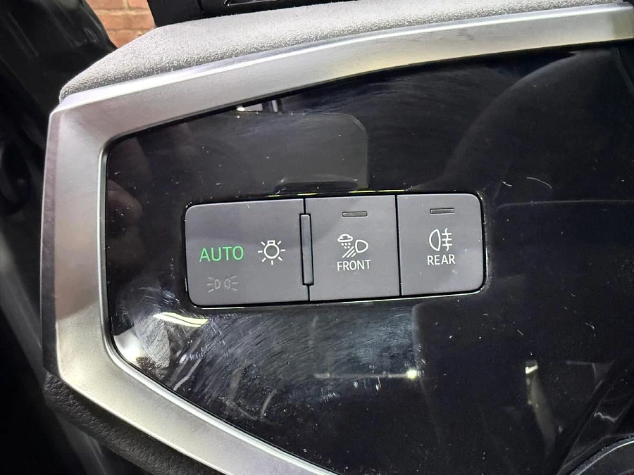 Audi Q3, 2025г., передний привод, робот