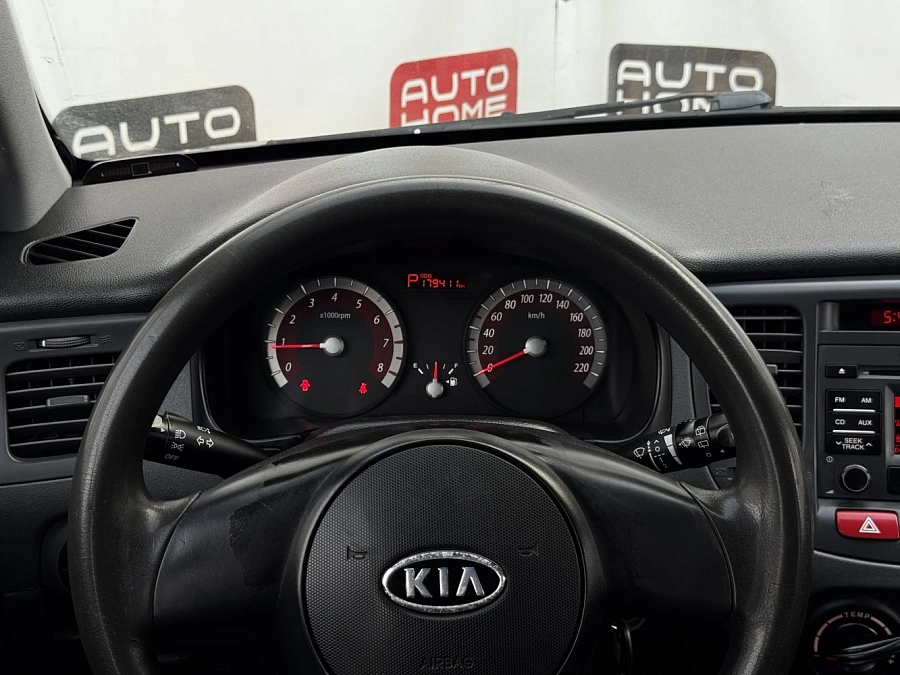 Kia Rio, 2010г., передний привод, автомат
