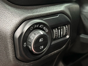 Jeep Wrangler, 2018г, полный привод, автомат