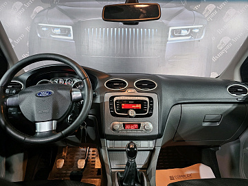 Ford Focus, 2010г, передний привод, механика