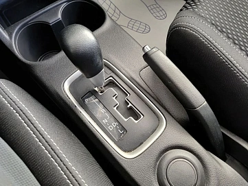 Mitsubishi Outlander, 2015г, передний привод, вариатор