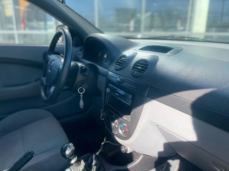 Chevrolet Lacetti, 2012г., передний привод, механика