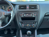 Volkswagen Jetta, 2012г., передний привод, механика