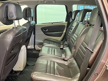 Renault , 2011г., передний привод, механика