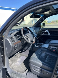 Toyota Land Cruiser, 2018г, полный привод, автомат