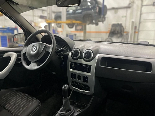 Renault Logan, 2013г, передний привод, механика