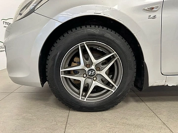 Hyundai Solaris, 2012г, передний привод, механика