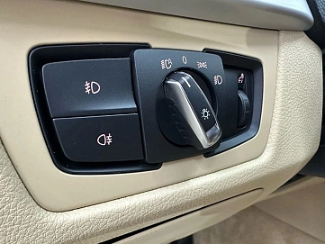 BMW 3 серии, 2013г, задний привод, автомат