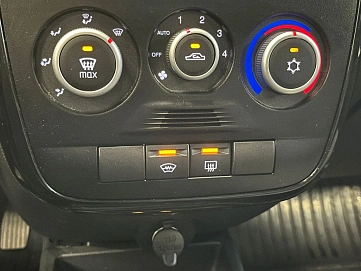 Lada (ВАЗ) , 2021г., передний привод, робот