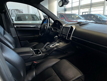 Porsche Cayenne, 2012г, полный привод, автомат
