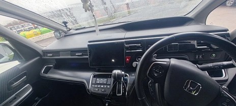 Honda Stepwgn, 2016г, передний привод, вариатор