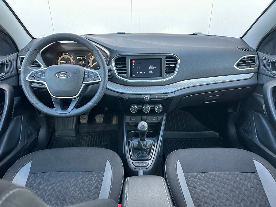 Lada (ВАЗ) Vesta, 2023г., передний привод, механика