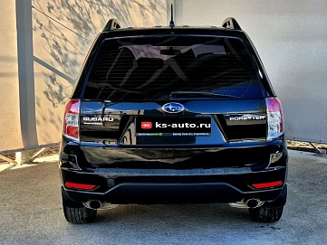 Subaru Forester, 2011г., полный привод, механика