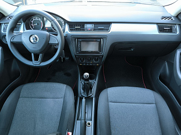 Skoda , 2019г., передний привод, механика