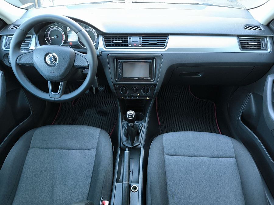 Skoda , 2019г., передний привод, механика