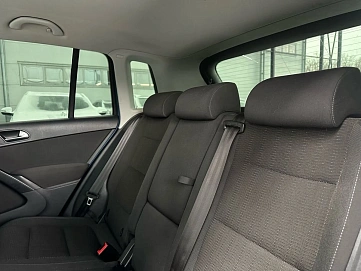 Volkswagen Tiguan, 2012г, передний привод, механика